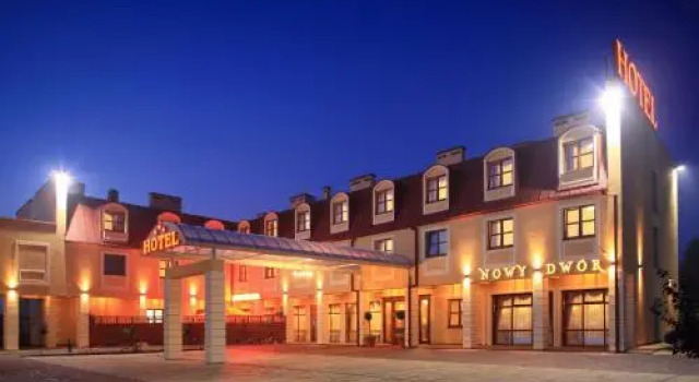 Nowy Dwor Hotel Zaczernie, Boek Hotel Hotels in Subkarpaten met parkeren, Parkeren