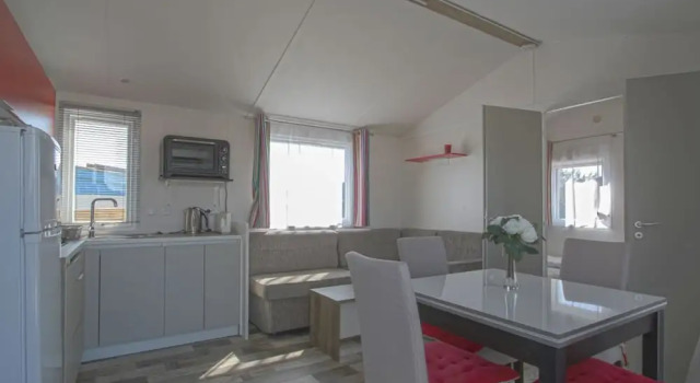 Beautiful Holiday Home in Grandcamp Near the sea With Swimming Pool