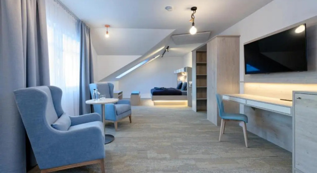 Полулюкс Hotel Schluister Park
