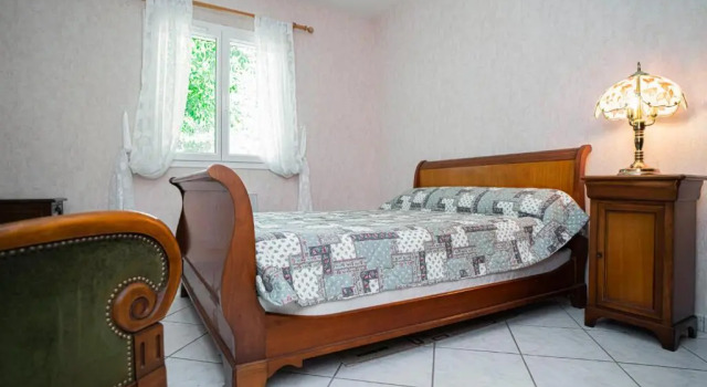 Maison Bleue 5-7 Personnes au Cœur de Bedous, en Vallée D'aspe
