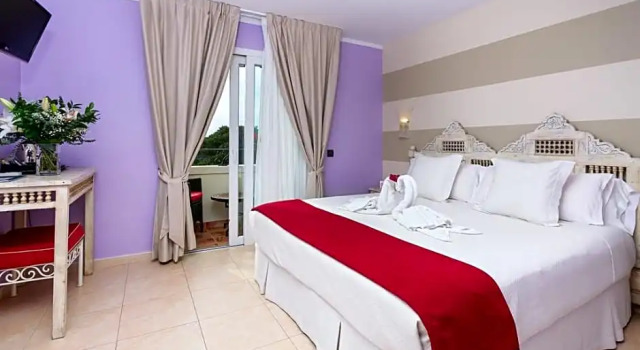 Habitación Estándar con vista a la piscina Hotel Sa Barrera