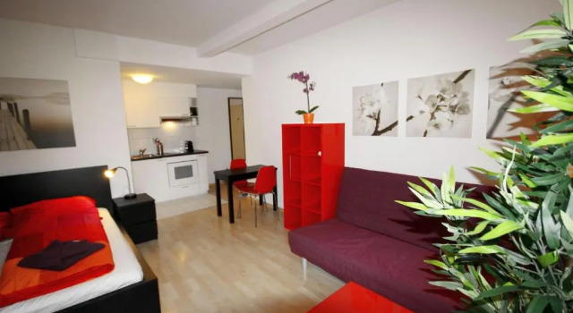 Студия Hitrental Stauffacher Apartments