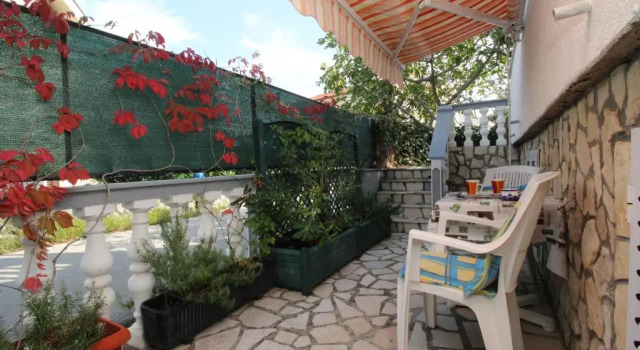 Студия Apartments Horvat