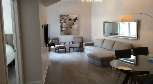 Likeahotel - Place Des Festivals, Забронировать Отель Отели Монреаля 3 звезды, рядом с Place Dupuis, 3*
