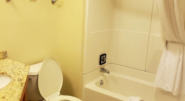 Номер Business A Victory Hotel & Suites