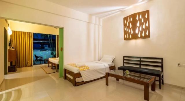 Люкс с видом на бассейн Sharanam Green Pure Veg Resort