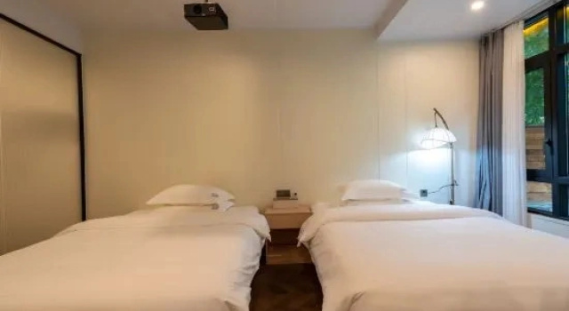 Люкс Luxury Huangguoshu Tingshiguanlan Heyuan Homestay