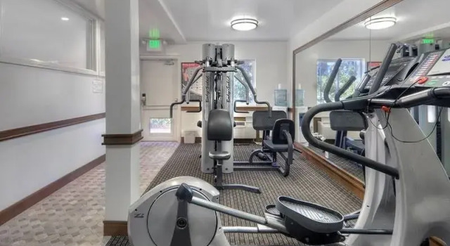 Best Western Los Prados Inn, Забронировать Отель Сан-Матео San Mateo County, рядом с Парк Лос-Прадос