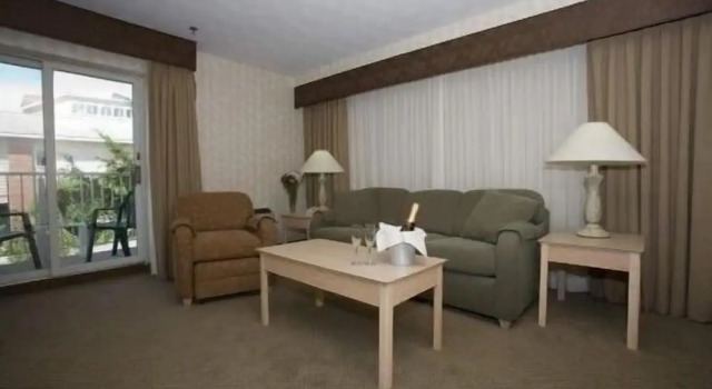 Winnapaug Inn, Rezerwuj Hotel Hotele w New England z basenem, Basen