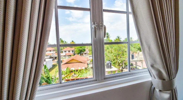 Двухместный номер Deluxe с балконом Negombo New Queens Palace
