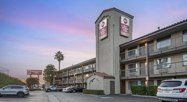 Best Western Plus Executive Inn