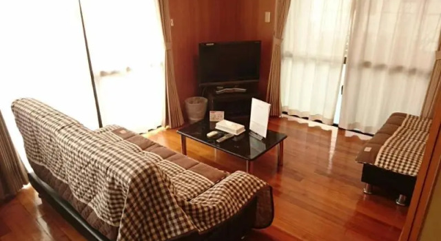 Трёхместный номер Deluxe Kokusai Towns Inn