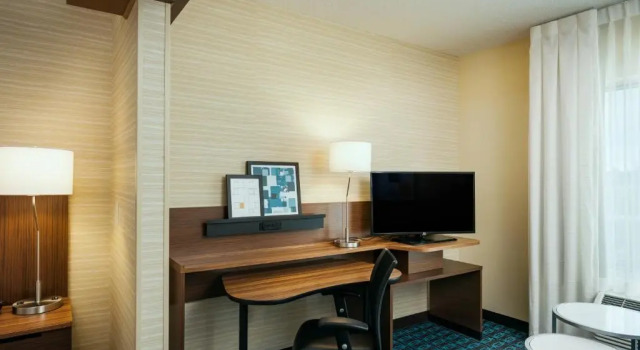 Студия Fairfield Inn & Suites by Marriott Tacoma DuPont