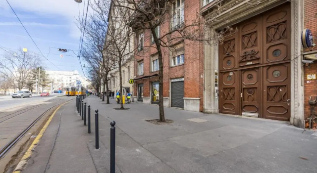 BpR Da Vinci Art Home with A/C, Varaa Hotelli Budapest Budapest