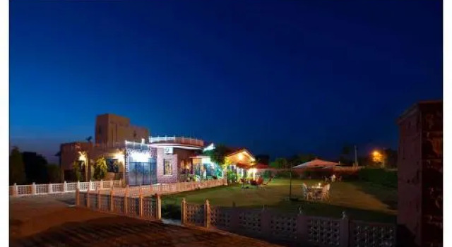 Colonels Cottage, Забронировать Дом для отпуска Отели штата Раджастхана с парковкой, Парковка