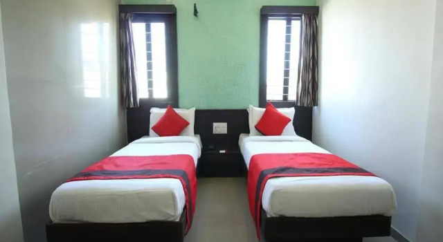 OYO Rooms Sahkari Jin Cross Road, Réserver Hôtel Himatnagar 