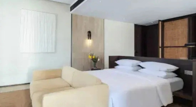 Семейный люкс Rencai Hotel (Nan'ao)
