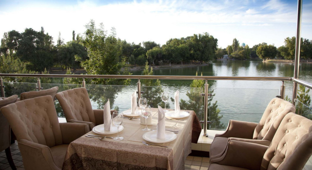LAKE PARK hotel, Prenota Hotel Taskent Tashkent