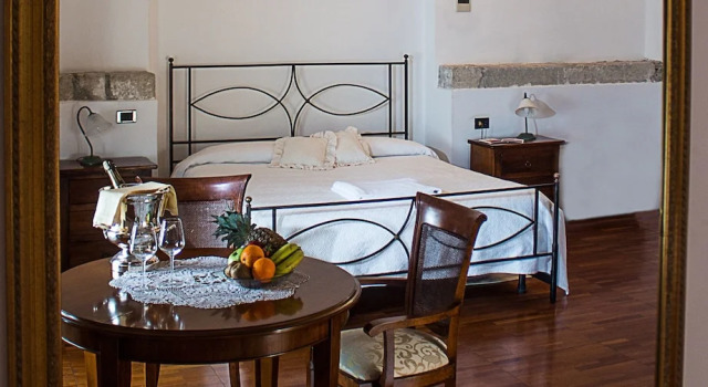 Hotel Ristorante Le Clarisse, Varaa Hotelli Amantea Calabria