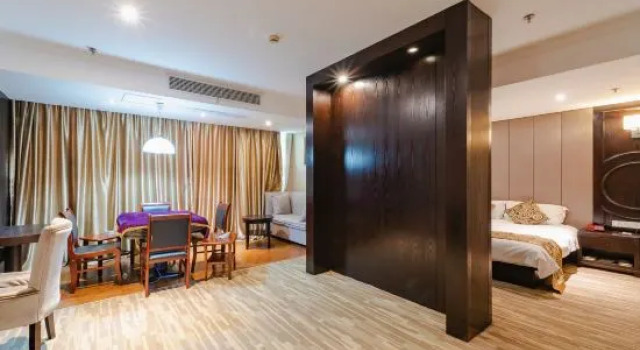 Люкс Deluxe Dongfang Haomen Wangting Boutique Hotel