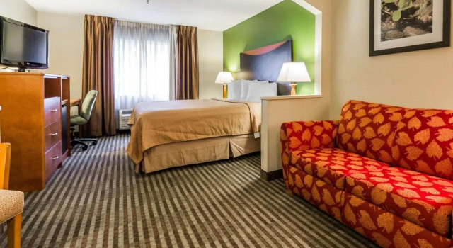 Люкс Quality Inn & Suites Birmingham - Highway 280