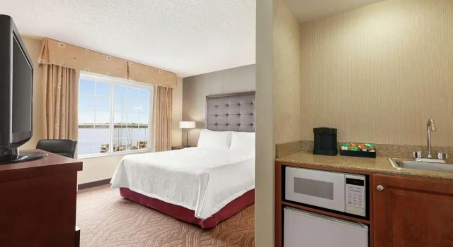 Номер Standard с красивым видом из окна Homewood Suites by Hilton - Oakland Waterfront