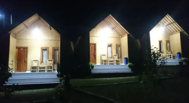 Aryasuta Bungalow