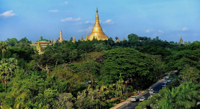 Двухместный номер Premier Summit Parkview Yangon