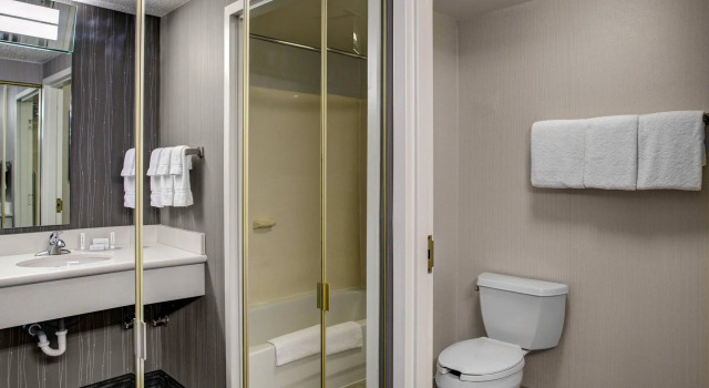 Двухместный номер Standard Courtyard by Marriott Cleveland Westlake