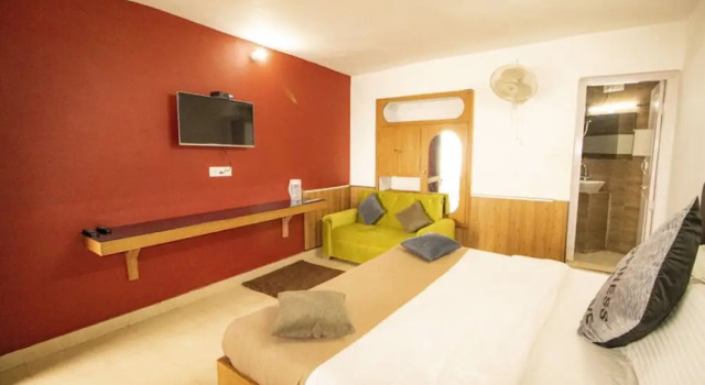 Номер Deluxe Goroomgo Hotel Jasmine Dalhousie