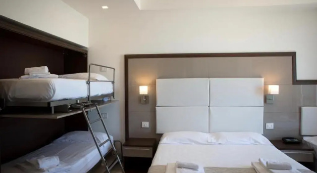 Семейный номер Standard с видом на море Hotel Baia Marina