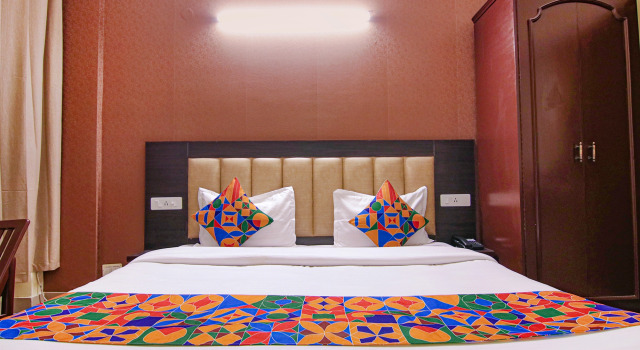 Номер Deluxe FabHotel Town Pride