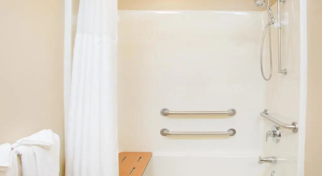 Люкс Wyndham Garden Galena Hotel & Day Spa