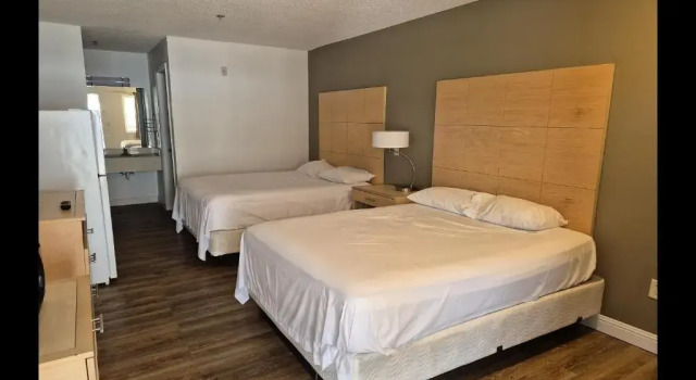 Четырёхместный люкс General Bragg Inn & Suites Chickamauga