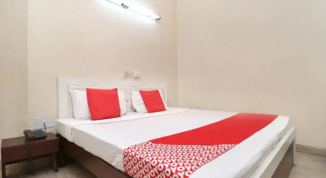 Hotel Gulshan by OYO Rooms