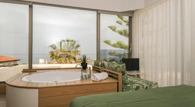 Люкс Kalamaki Luxury Suites