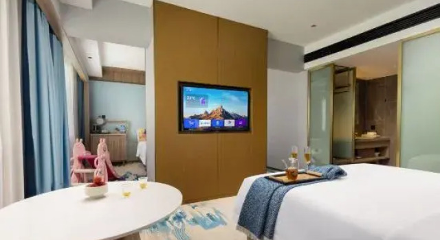 Suite Jinhai International Hotel (Yueyang Tower Pedestrian Street)