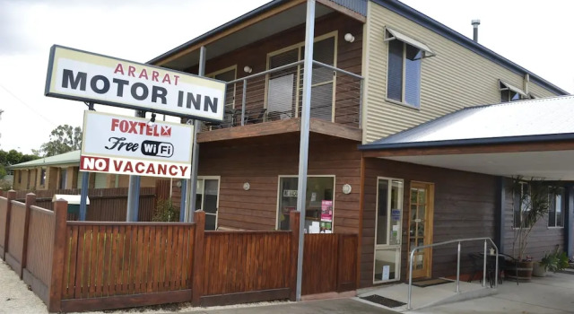 Ararat Motor Inn, Rezervovat Hotel Ararat 