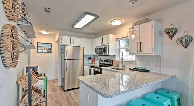 Апартаменты Emerald Hideaway Renovated Condo in Navarre Beach
