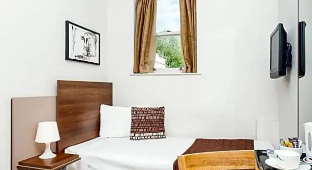 Одноместный номер Standard Avni Kensington Hotel