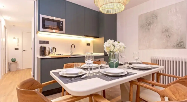Exclusive Apartment in Granada Center. Alhondiga II, Забронировать Апартаменты/квартира Гранада Granada Province, рядом с Музей народных традиций и искусств Los Tiros de Granada