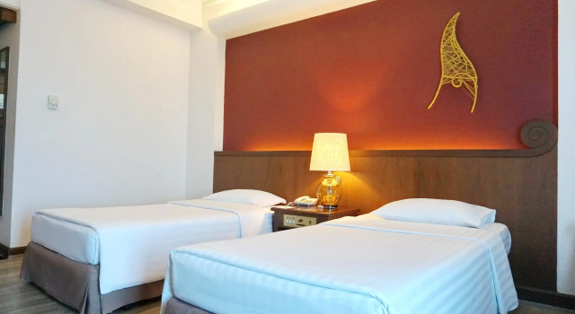 Номер Luxury Krungsri River Hotel