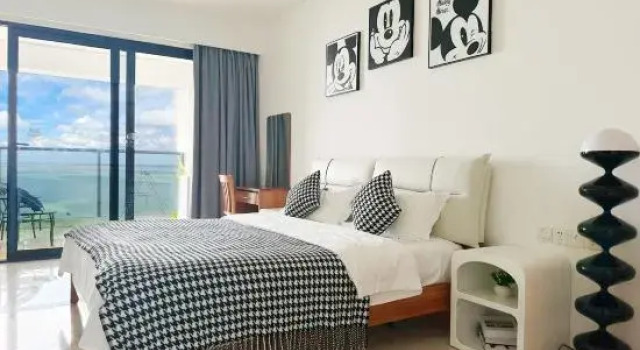 Семейный люкс Deluxe с 2 комнатами с балконом и с красивым видом из окна Beibu Bay No.1 Pinxi Seaview Art Design Seaview Resort Apartment