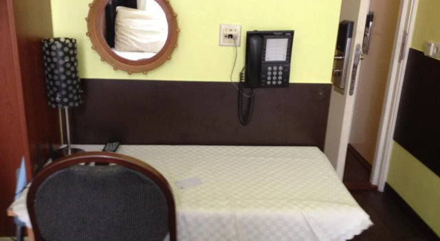 Hotel Vondel Garden, Забронировать Отель Ауд-Вест Амстердам, рядом с Улица Лейдсестраат