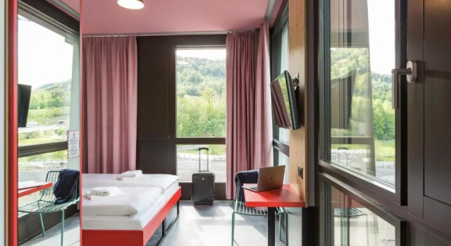 Двухместный номер Standard MEININGER Hotel Zürich Greencity