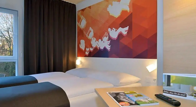 Номер Standard B&B Hotel Stuttgart-Bad Cannstatt
