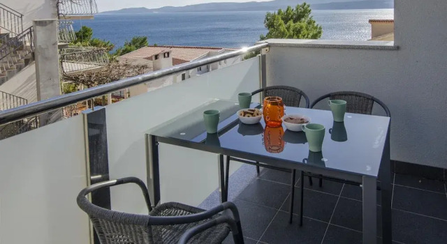 Студия с балконом Apartments Lorenzo