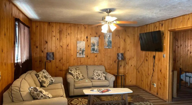 Коттедж Deluxe South Fork Lodge & RV Park Colorado
