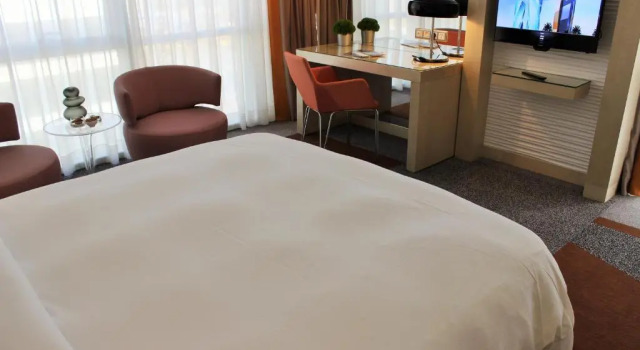 Люкс Spacious с 2 комнатами Tango Arjaan by Rotana Istanbul