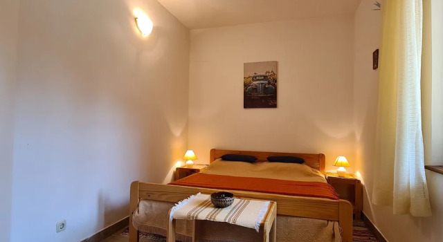 Apartment 743